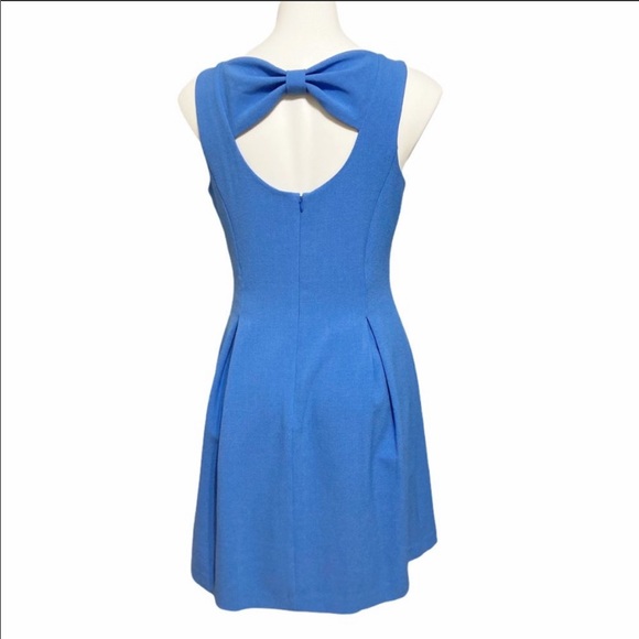 Vince Camuto Dresses & Skirts - Vince Camuto Bowtie-Back Mini Dress